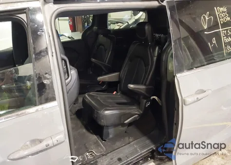 2025 Chrysler Pacifica Select из США, поврежденный, VIN 2C4RC1BG2SR545026